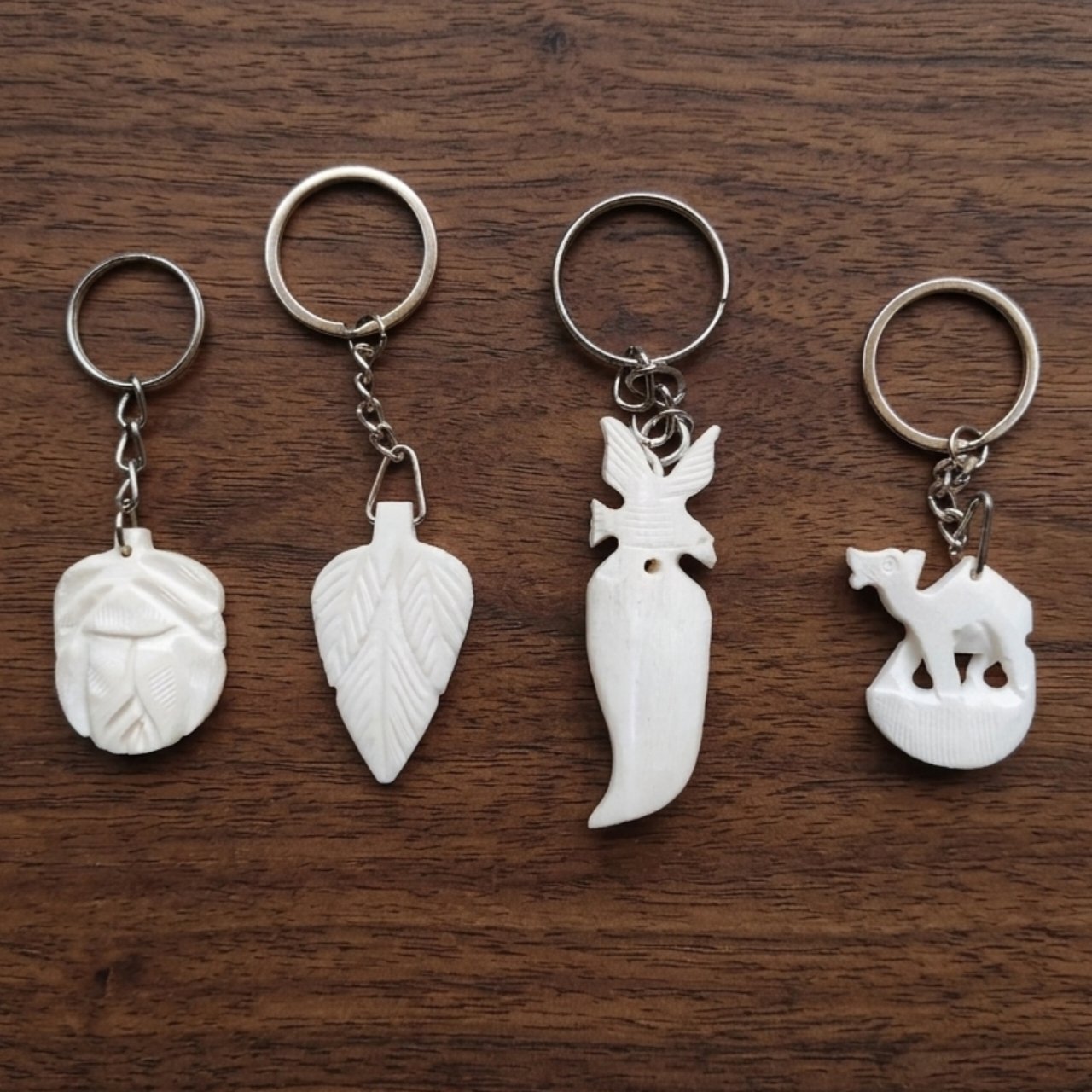 camel bone keyring 4 pieces | camel bone keychain